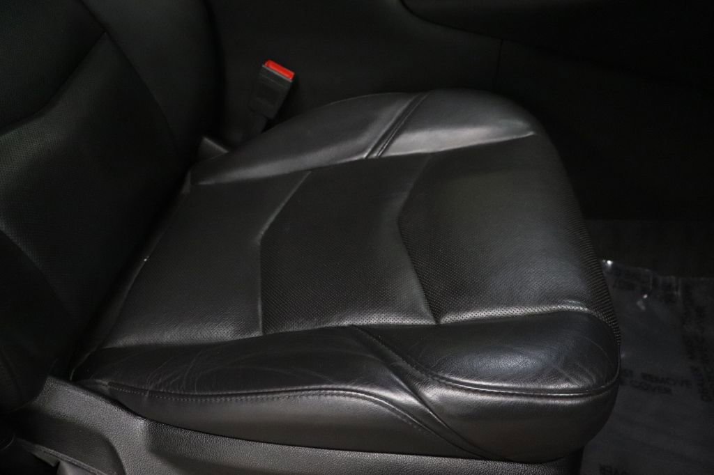 Used 2020 Cadillac Escalade ESV Premium Luxury image 30