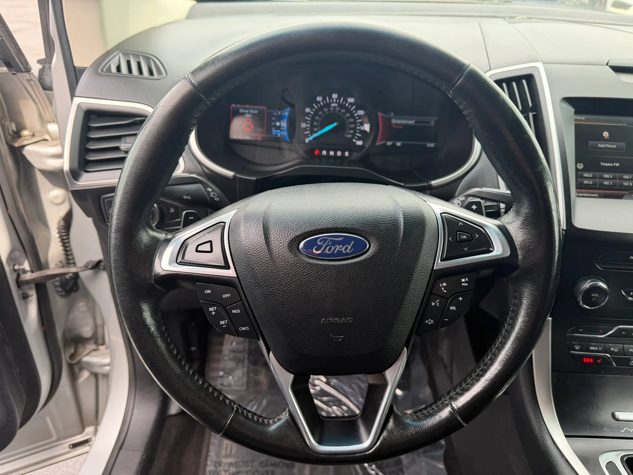 Used 2015 Ford Edge SEL w/ Equipment Group 201A AWD/4WD image 22