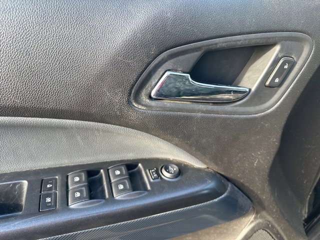 Used 2015 Chevrolet Colorado Z71 image 11