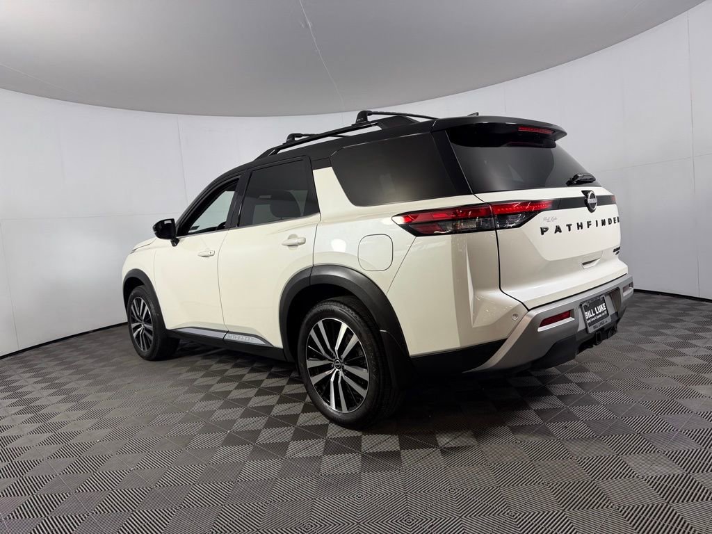 Used 2024 Nissan Pathfinder Platinum w/ Black Appearance Package image 8