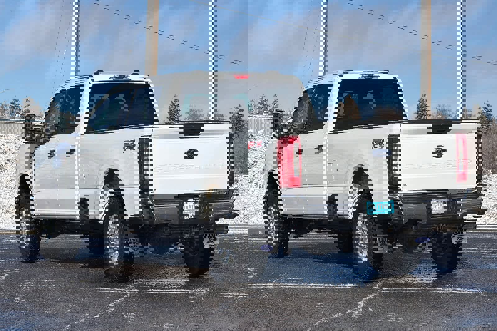 Used 2023 Ford F350 XLT w/ FX4 Off-Road Package image 6