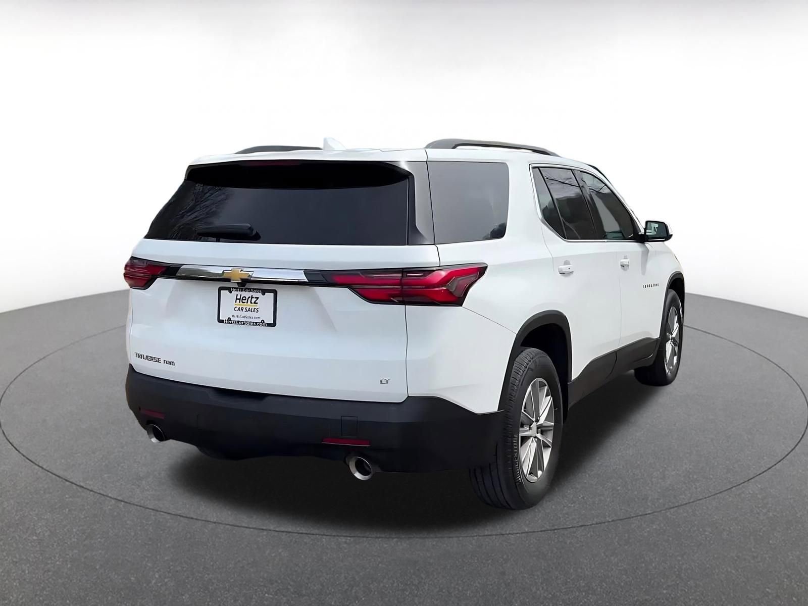 Used 2023 Chevrolet Traverse LT AWD/4WD image 14