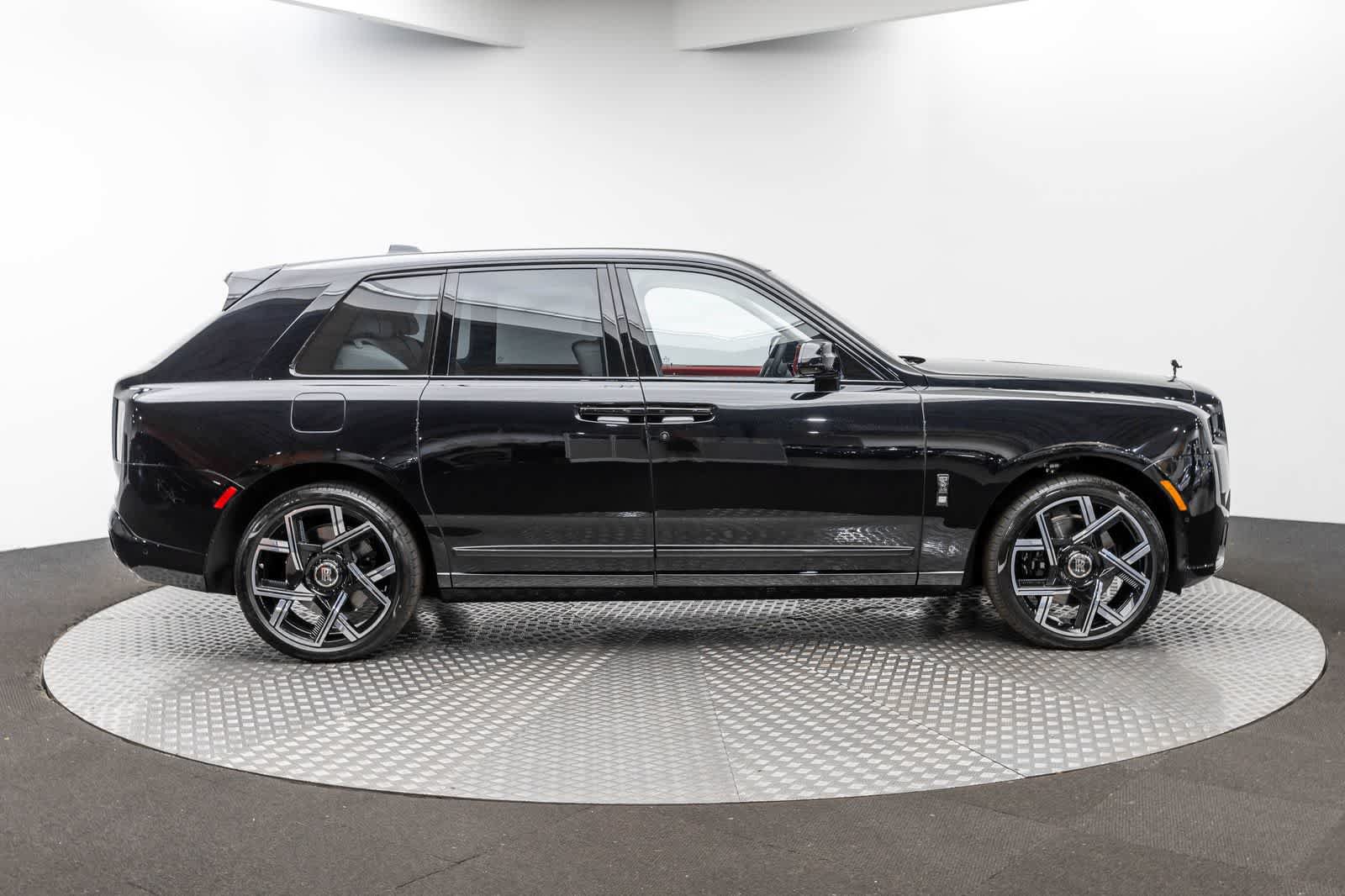 New 2027 Rolls-Royce Cullinan Black Badge AWD/4WD image 66