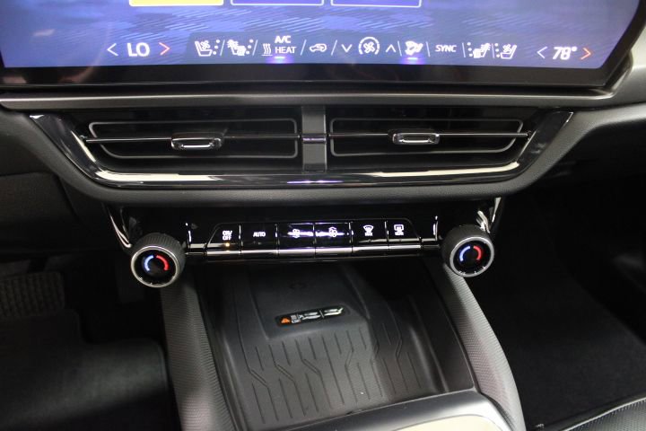 New 2026 Chevrolet Equinox EV RS image 28