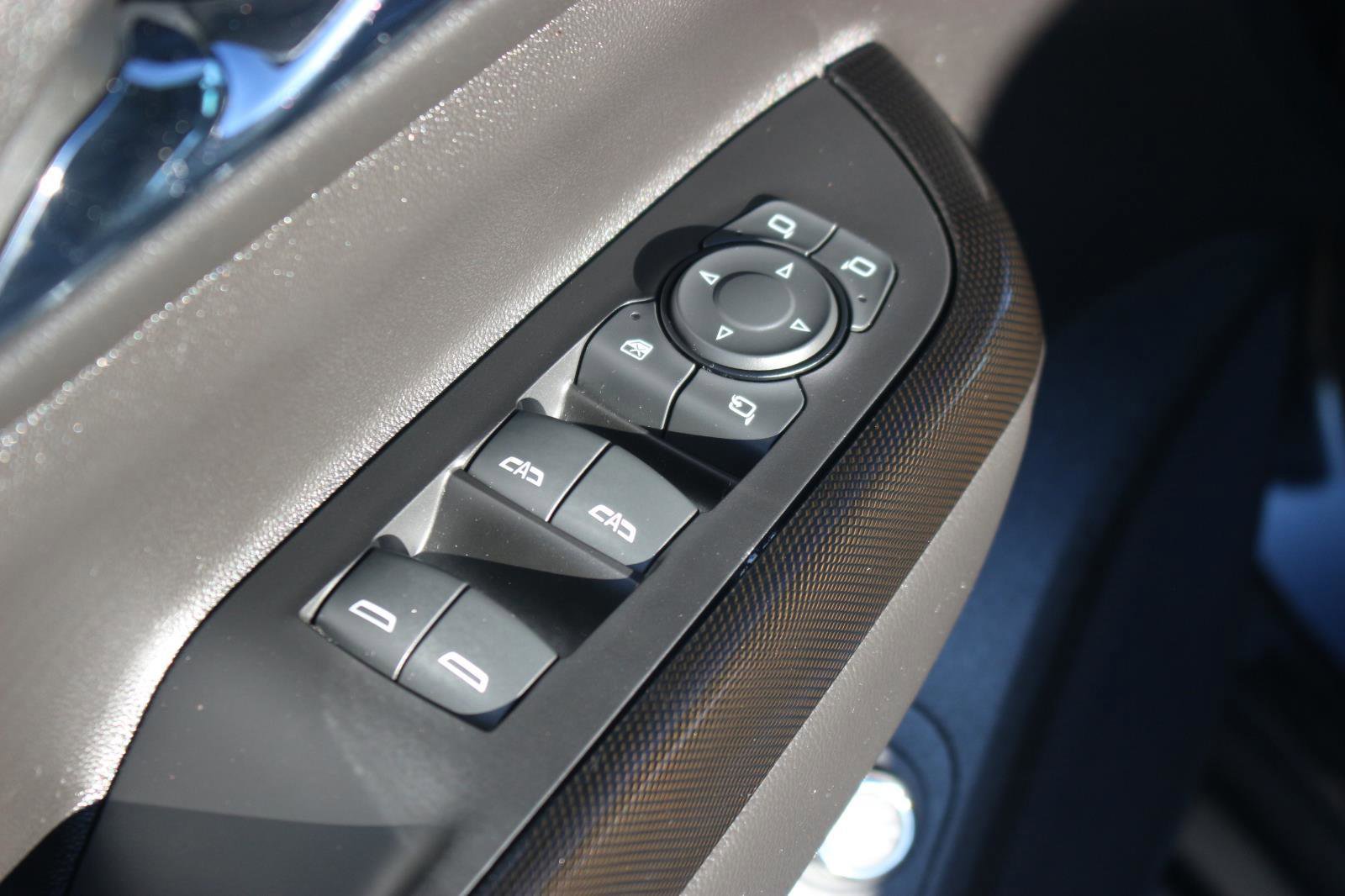 Used 2022 GMC Acadia AT4 w/ Technology Package image 14