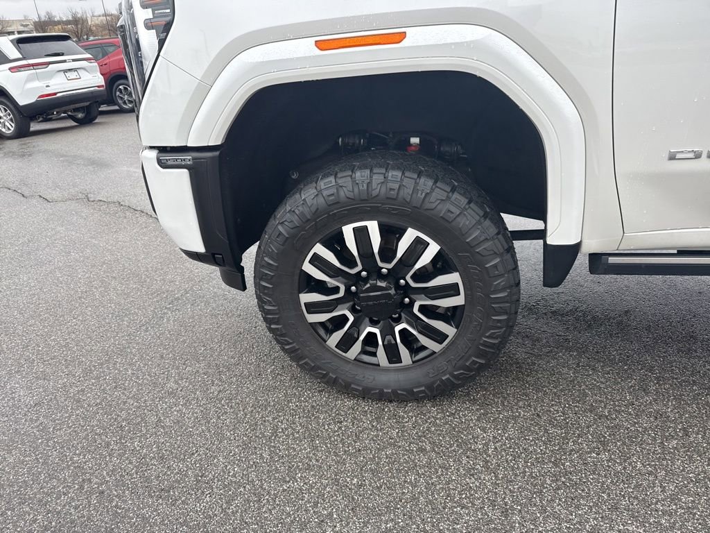 Used 2024 GMC Sierra 3500 Denali Ultimate image 10