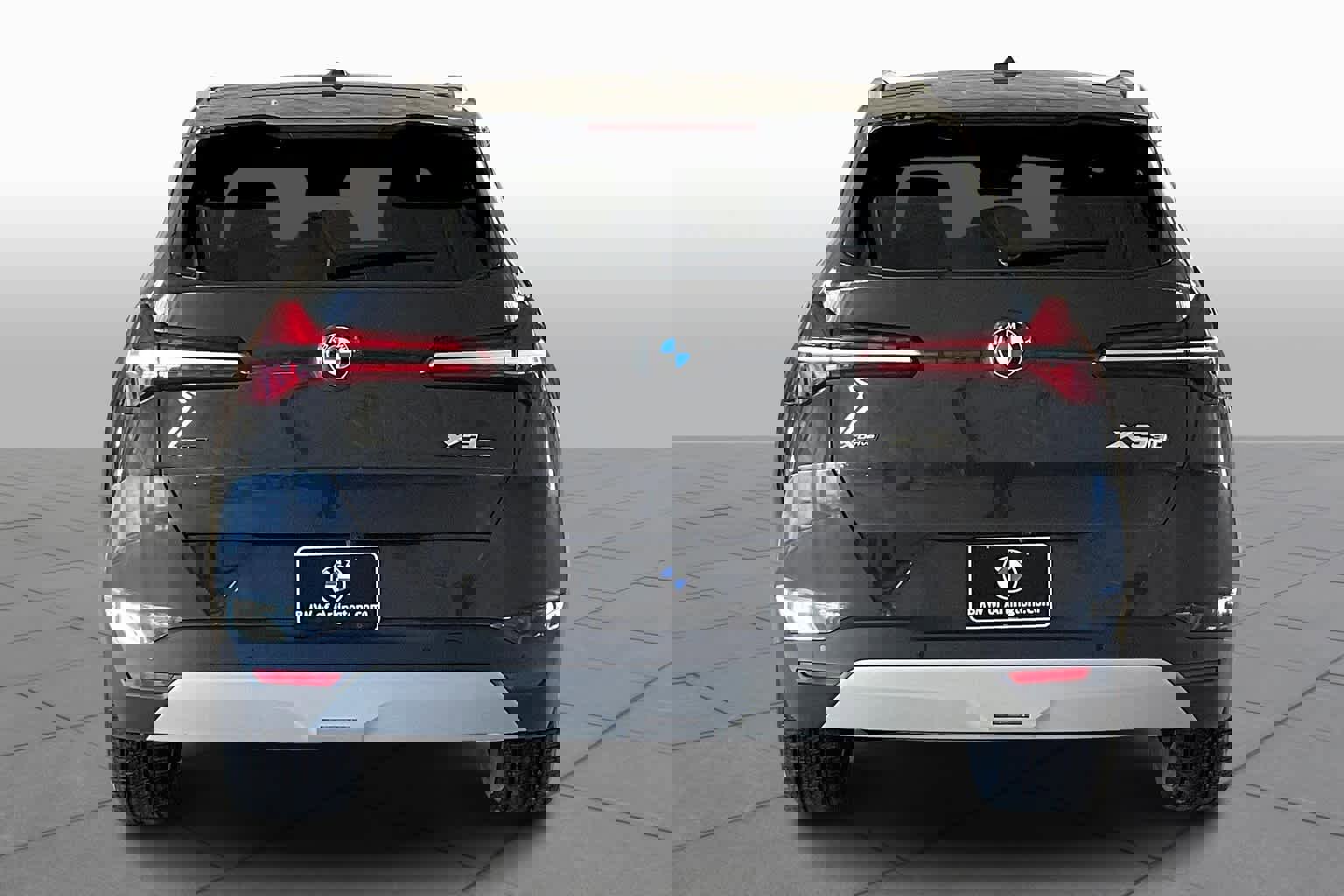 Used 2025 BMW X3 xDrive30i w/ Convenience Package image 4