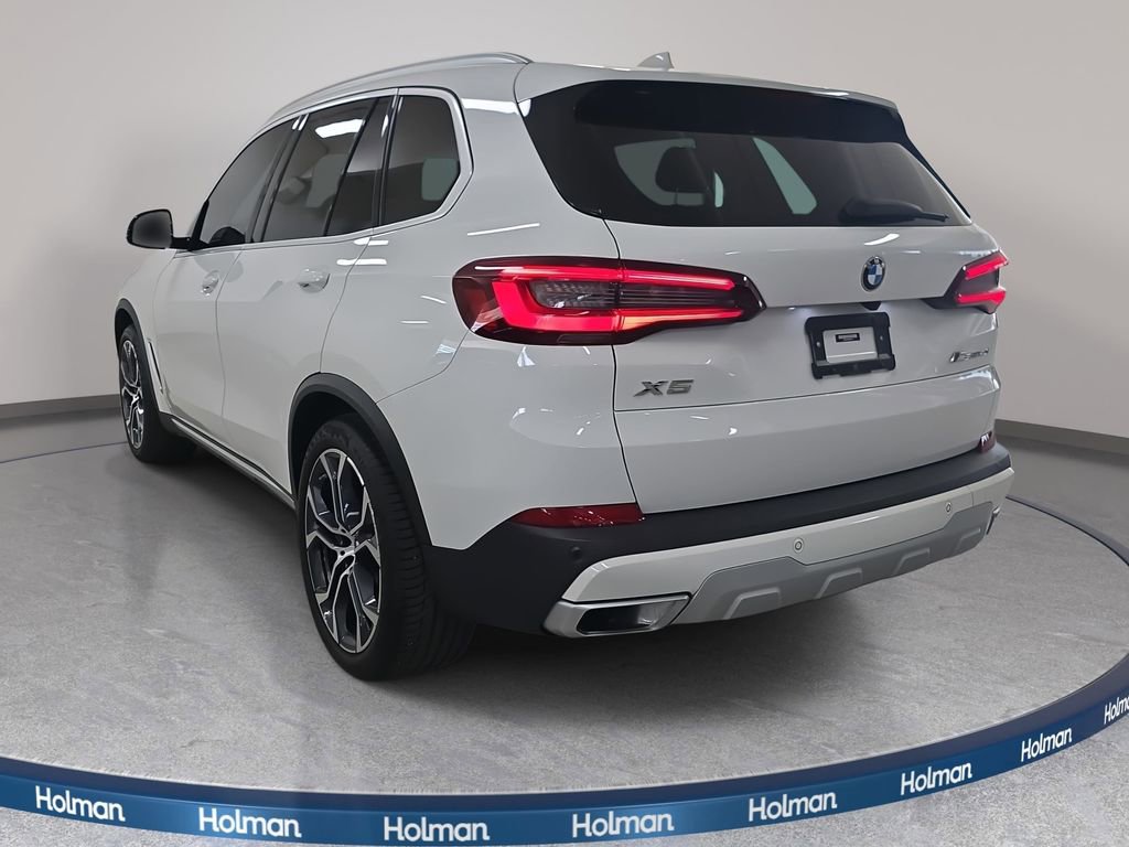 Certified 2023 BMW X5 sDrive40i image 9