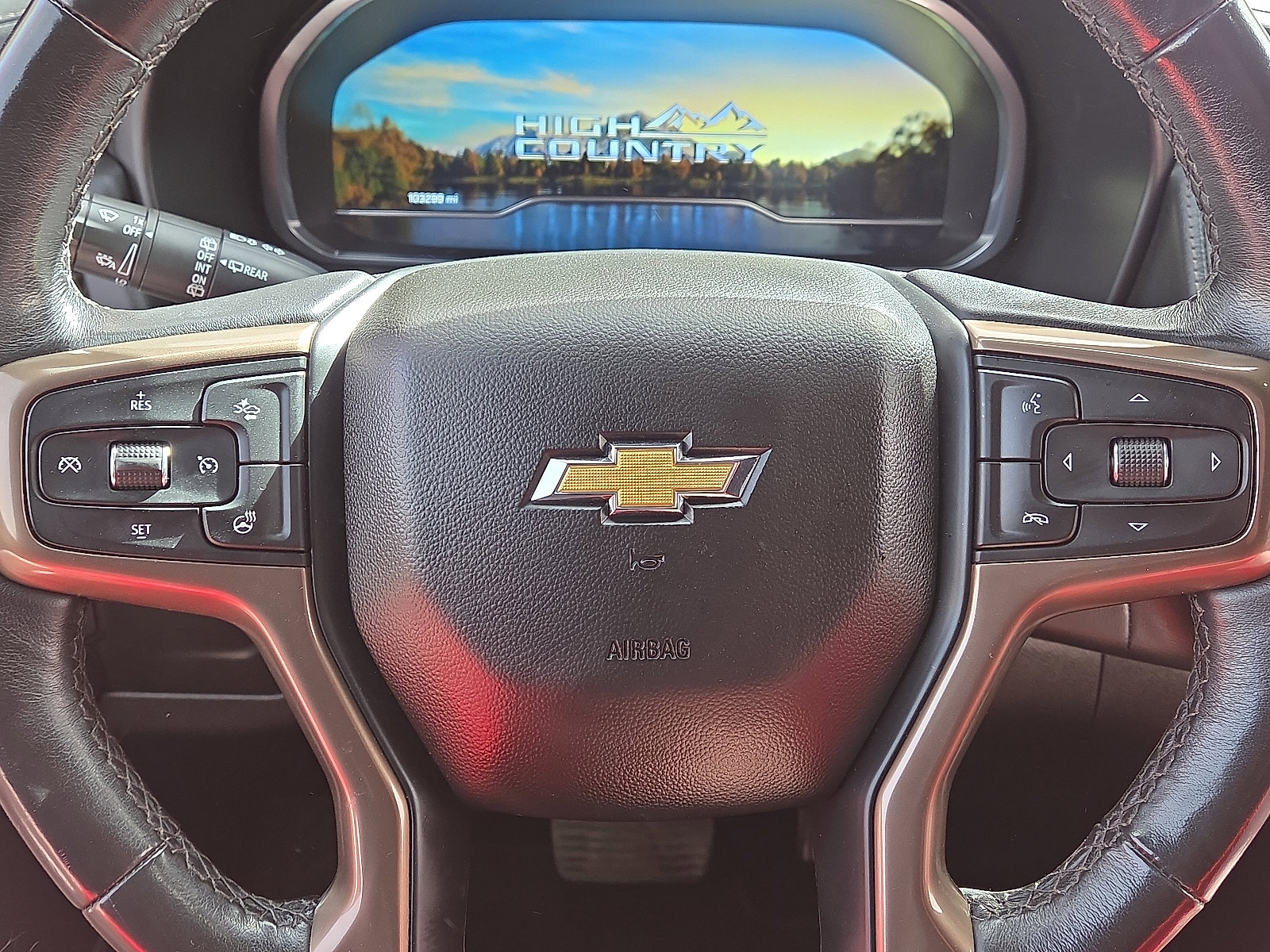 Used 2023 Chevrolet Tahoe High Country image 16