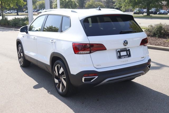 Used 2024 Volkswagen Taos SEL image 6