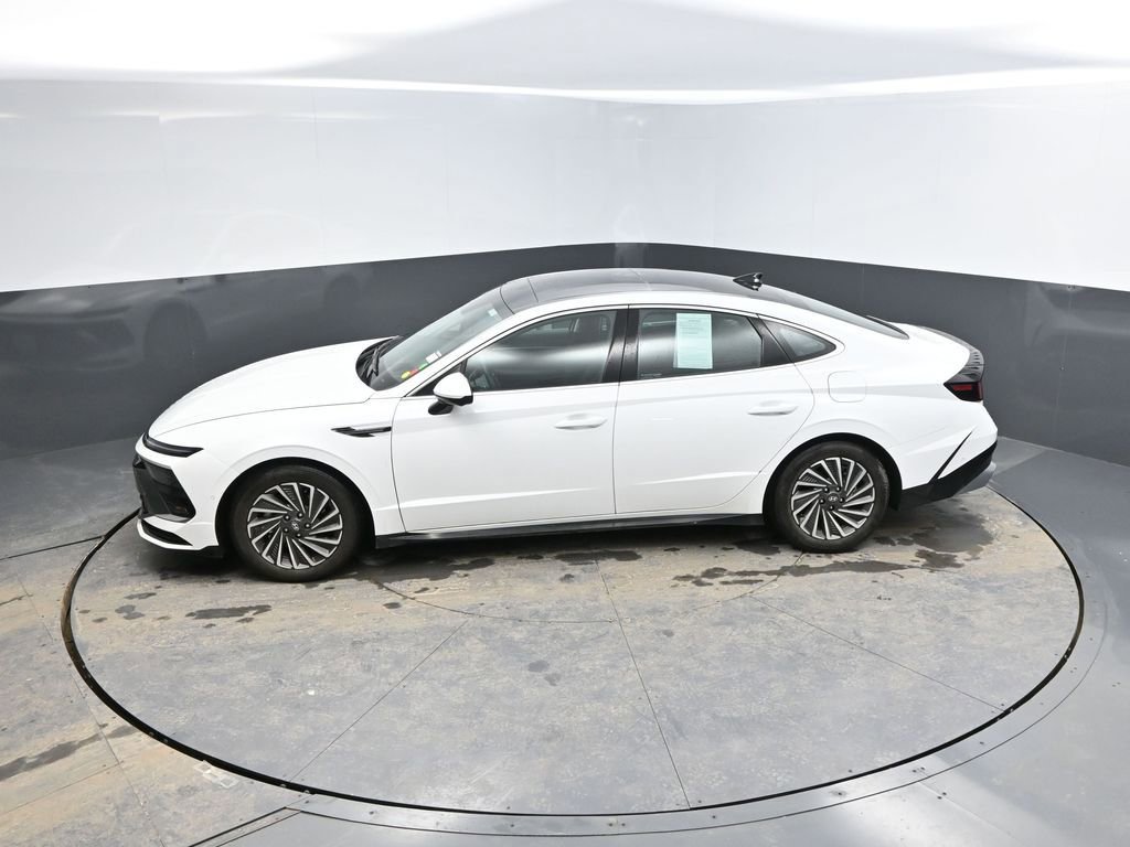 Used 2024 Hyundai Sonata Limited image 26