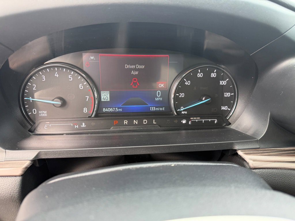 Used 2022 Ford Explorer Limited w/ Hybrid Equipment Group 310A AWD/4WD image 12