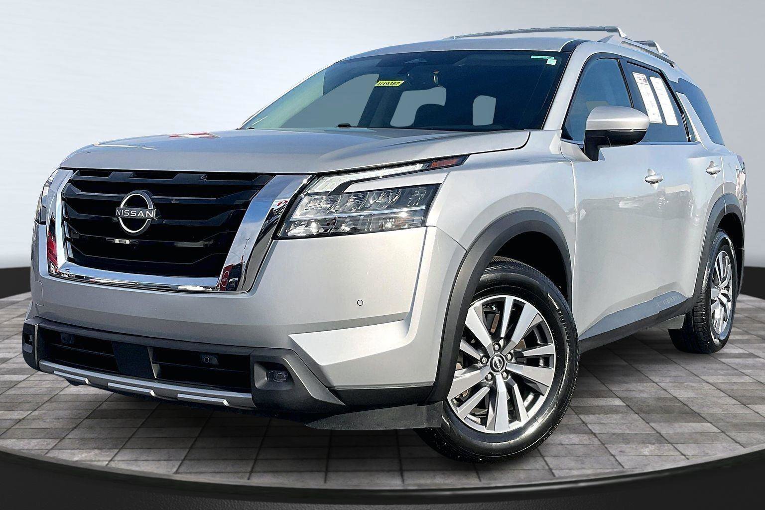 Certified 2022 Nissan Pathfinder SL image 12