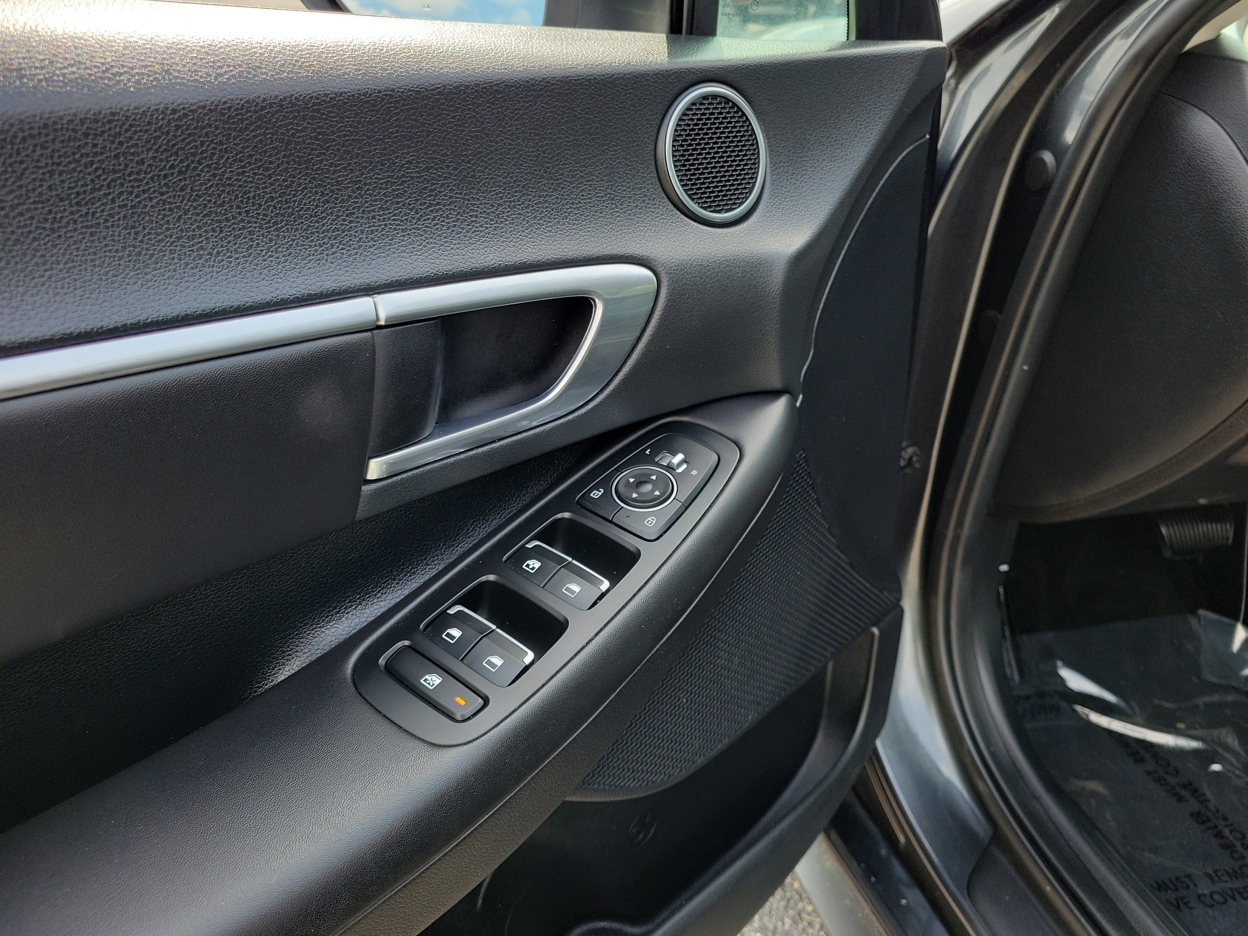 Used 2022 Hyundai Sonata Blue FWD image 18
