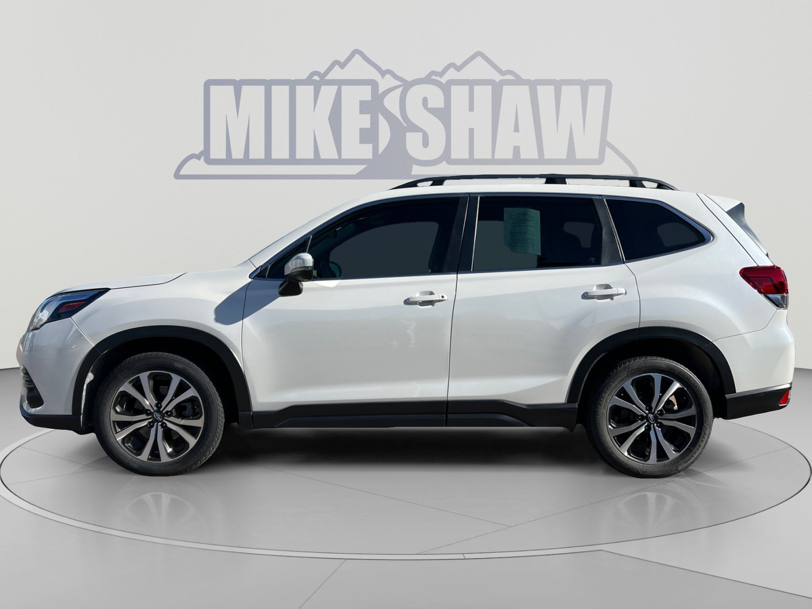 Used 2023 Subaru Forester Limited AWD/4WD image 2