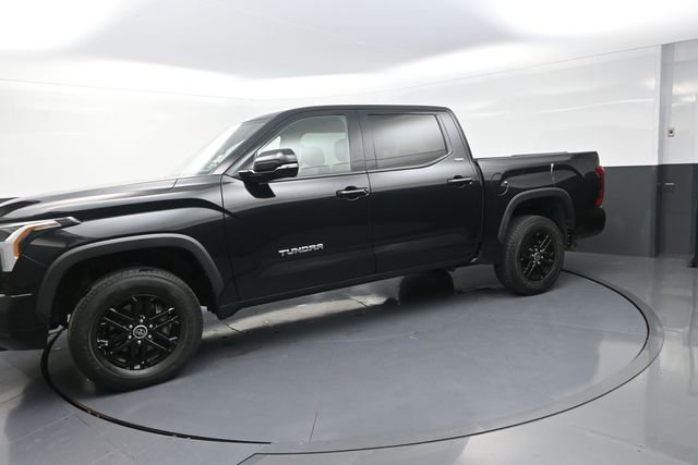 Used 2022 Toyota Tundra SR5 w/ Advanced Technology Package AWD/4WD image 45