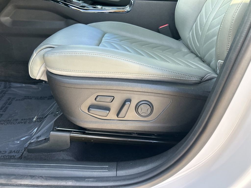 Used 2024 Kia Sorento SX Prestige w/ Sage Leather Package image 16