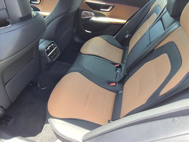 New 2026 Mercedes-Benz E 53 AMG e 4MATIC Wagon image 15