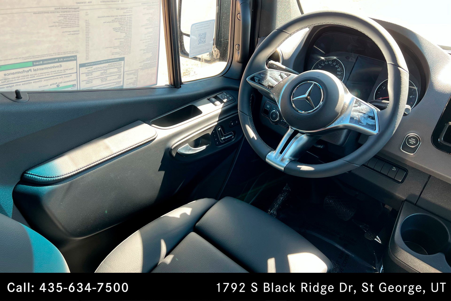 Used 2025 Mercedes-Benz Sprinter 2500 image 11