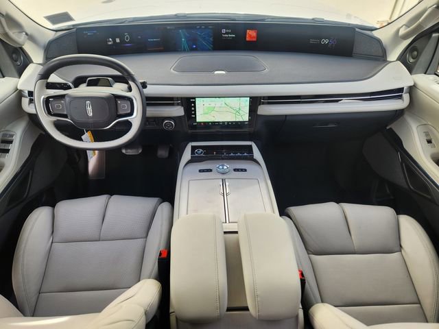 New 2026 Lincoln Navigator Reserve w/ Jet Appearance Package image 11