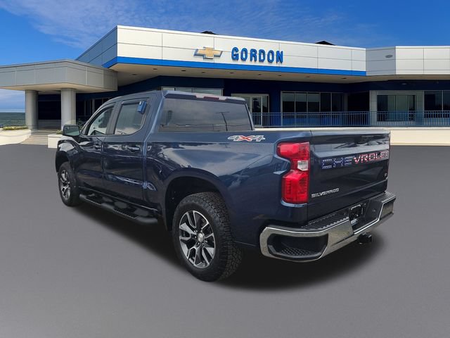 Used 2023 Chevrolet Silverado 1500 LT AWD/4WD image 3