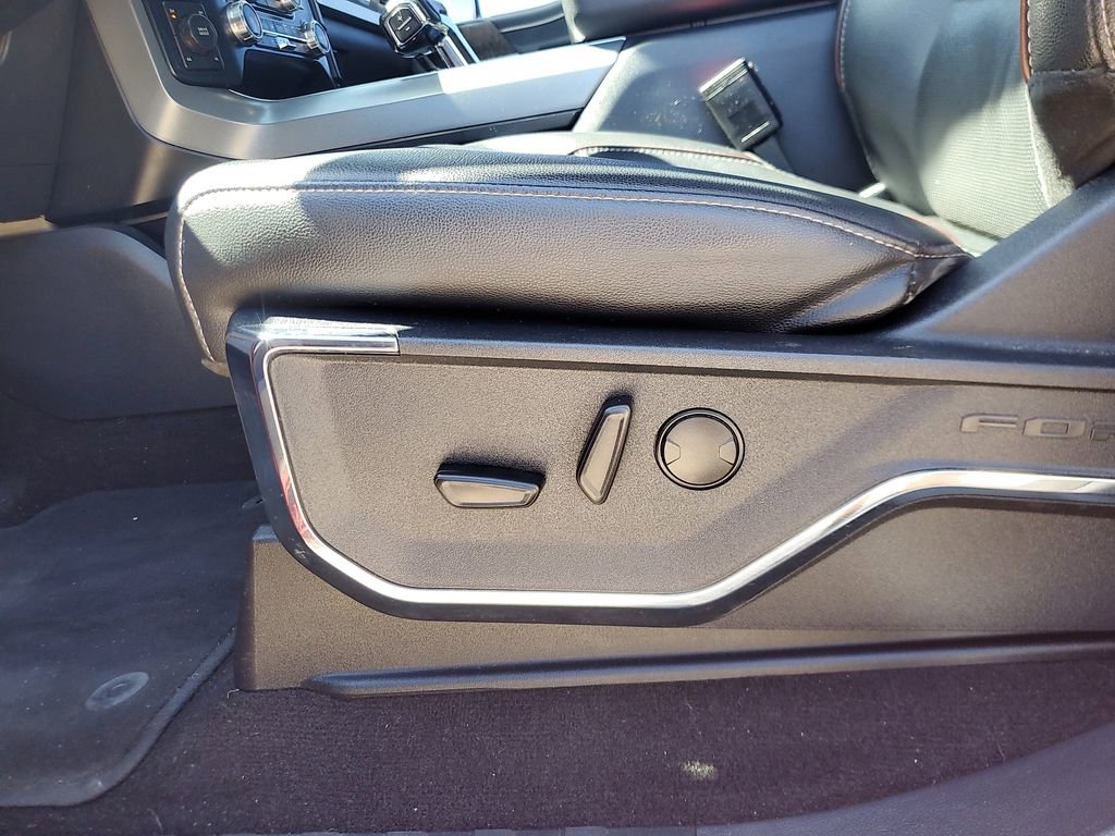 Used 2022 Ford F150 Lariat image 17