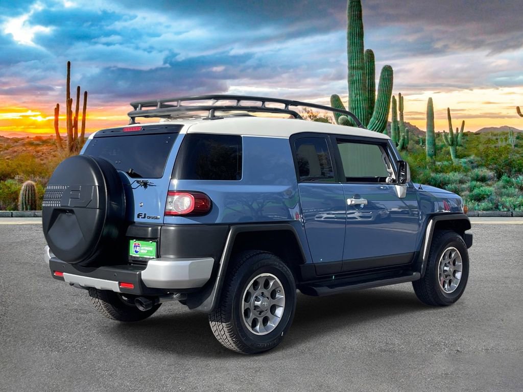 Used 2013 Toyota FJ Cruiser 4WD w/ Upgrade Pkg image 3