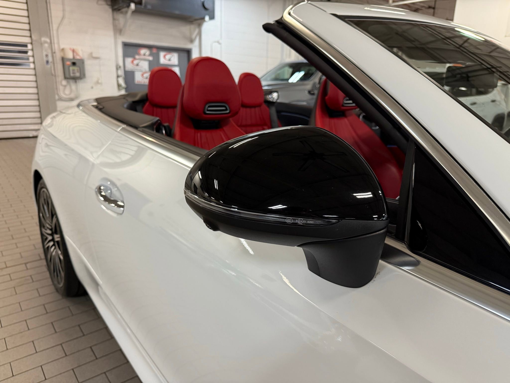 Used 2024 Mercedes-Benz CLE 450 4MATIC Cabriolet image 13