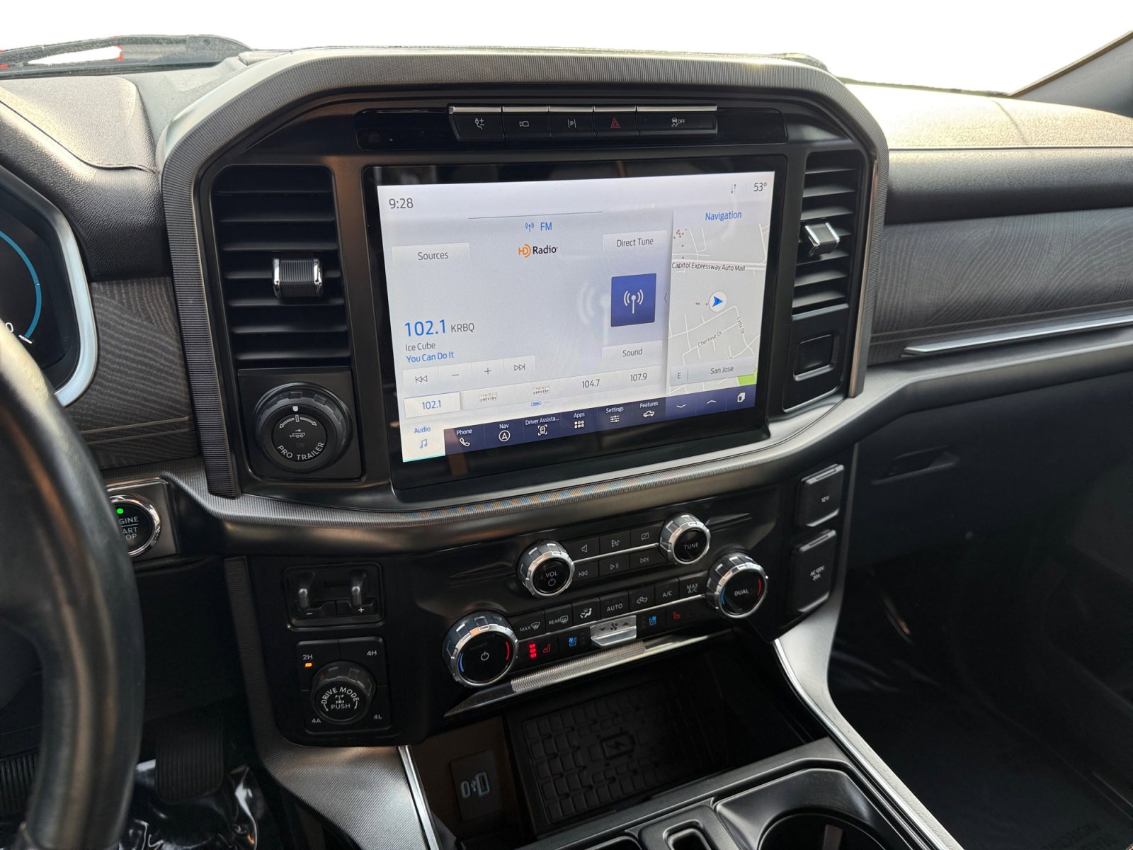 Used 2023 Ford F150 Platinum w/ Equipment Group 701A High image 12