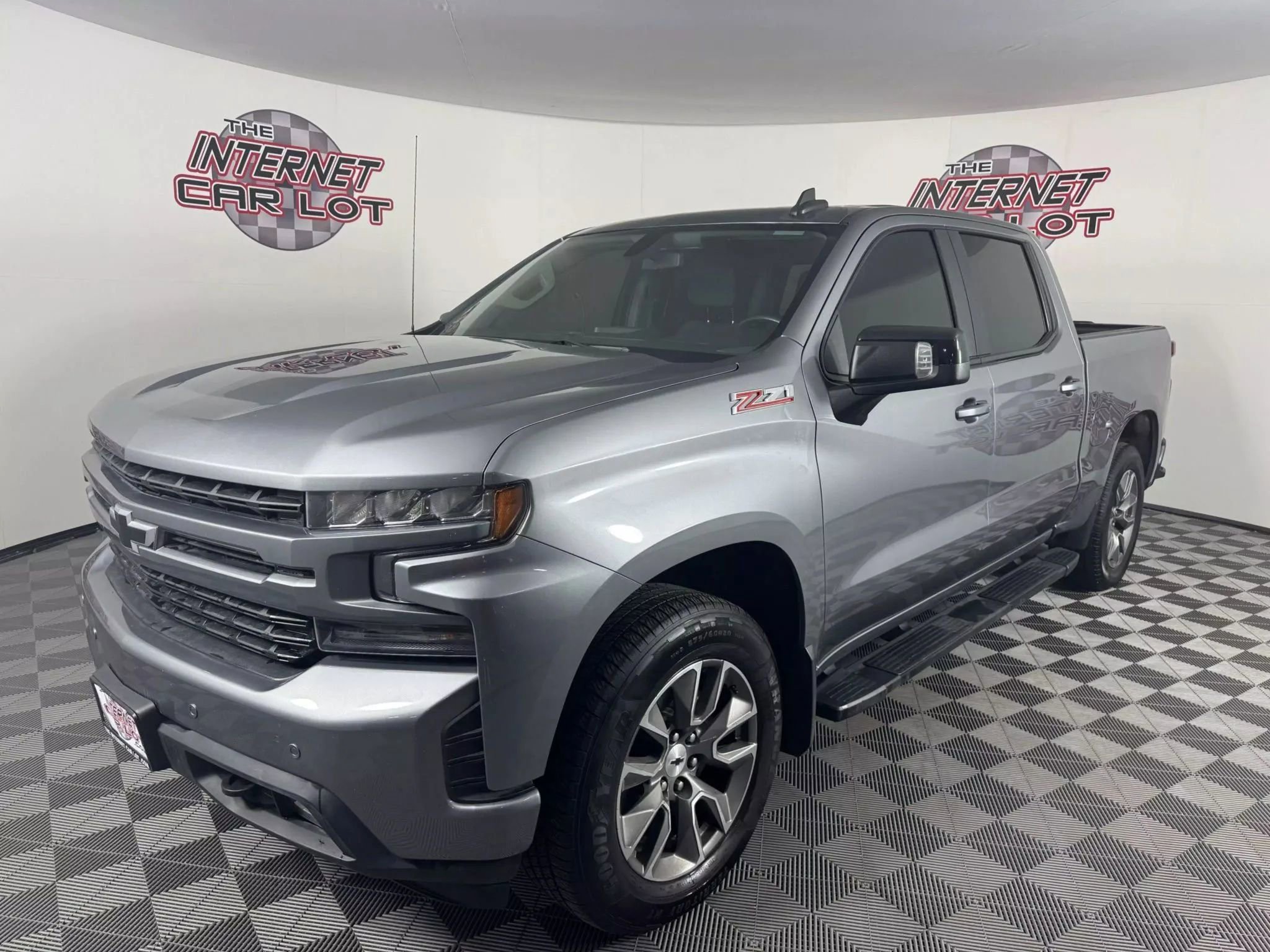 Used 2021 Chevrolet Silverado 1500 RST AWD/4WD image 1