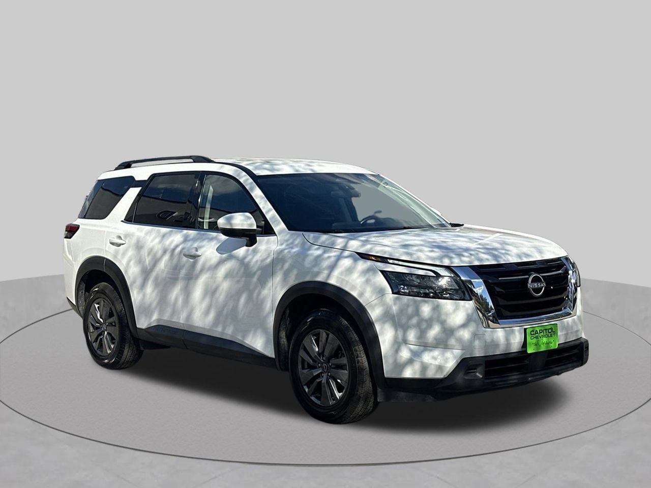 Used 2025 Nissan Pathfinder SV AWD/4WD image 7