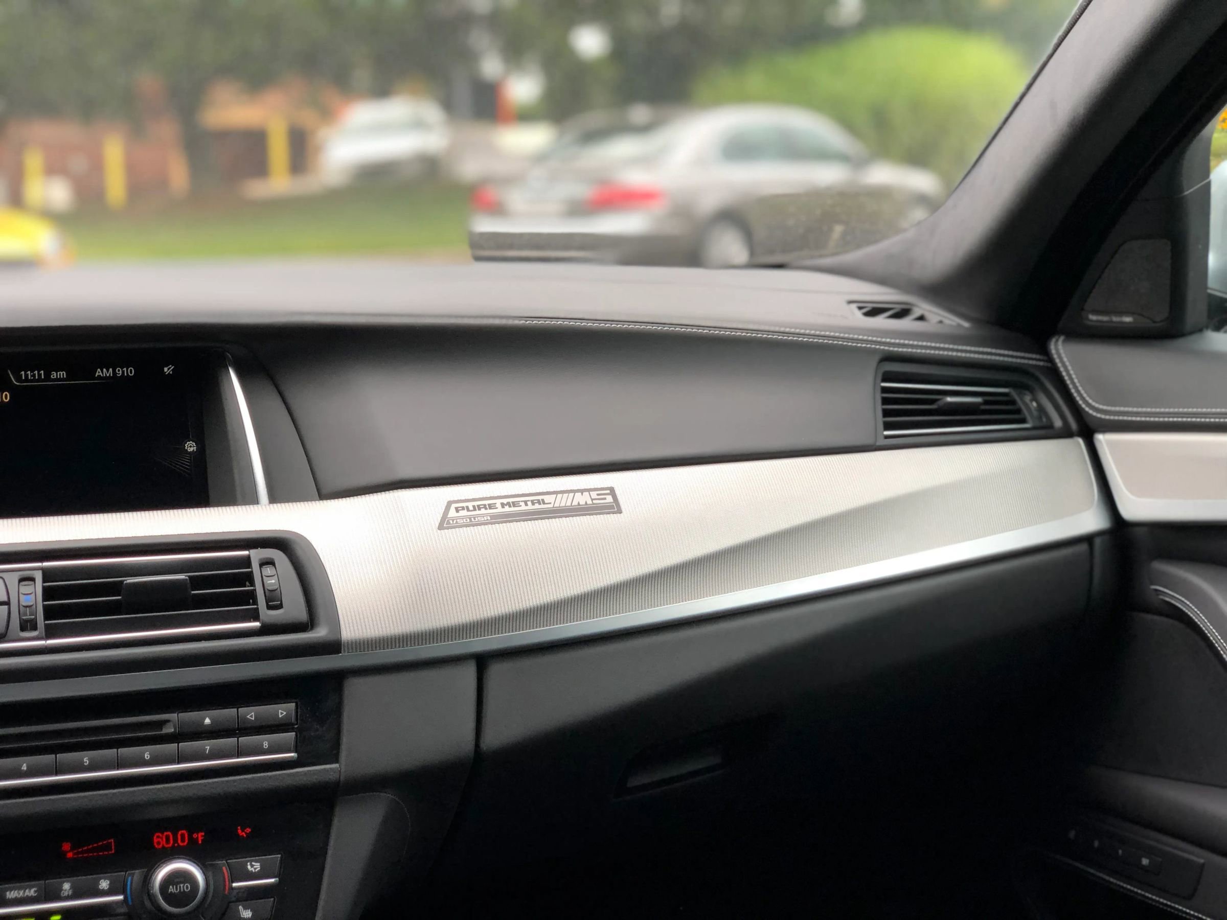 Used 2016 BMW M5 image 24