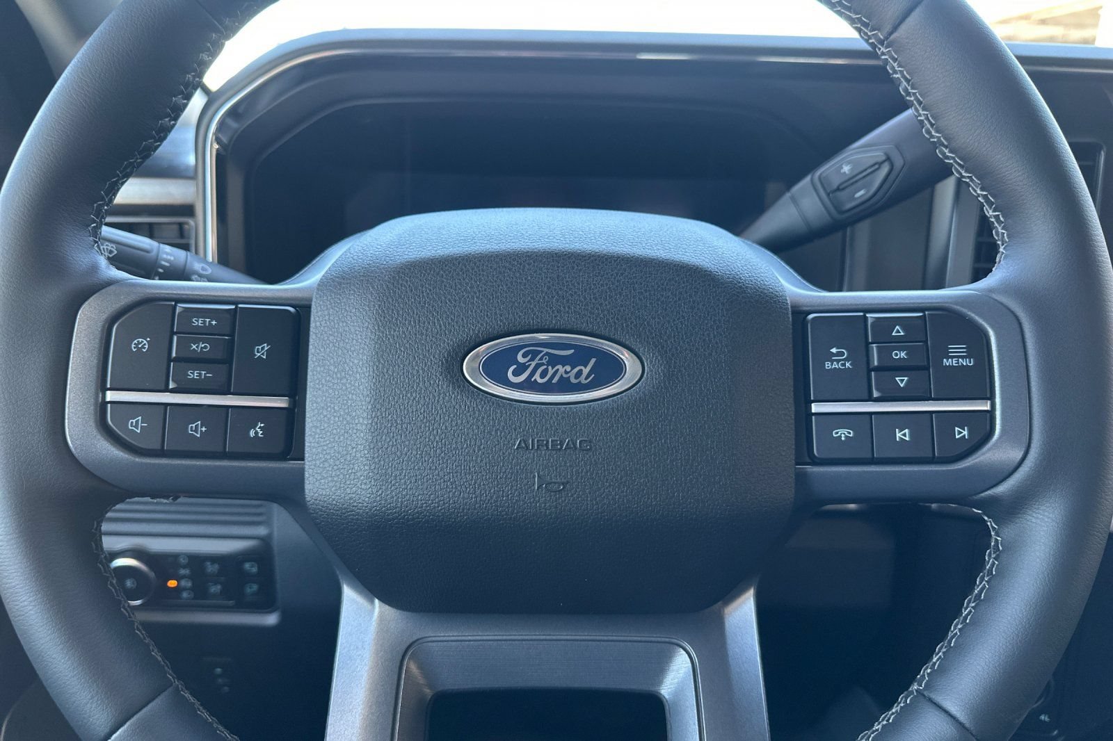 New 2026 Ford F250 Lariat w/ FX4 Off-Road Package AWD/4WD image 23
