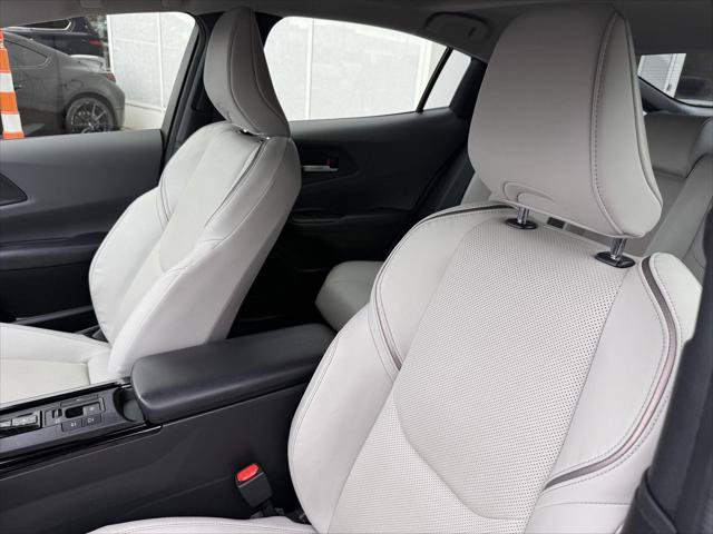 Certified 2023 Toyota Prius XLE AWD/4WD image 15