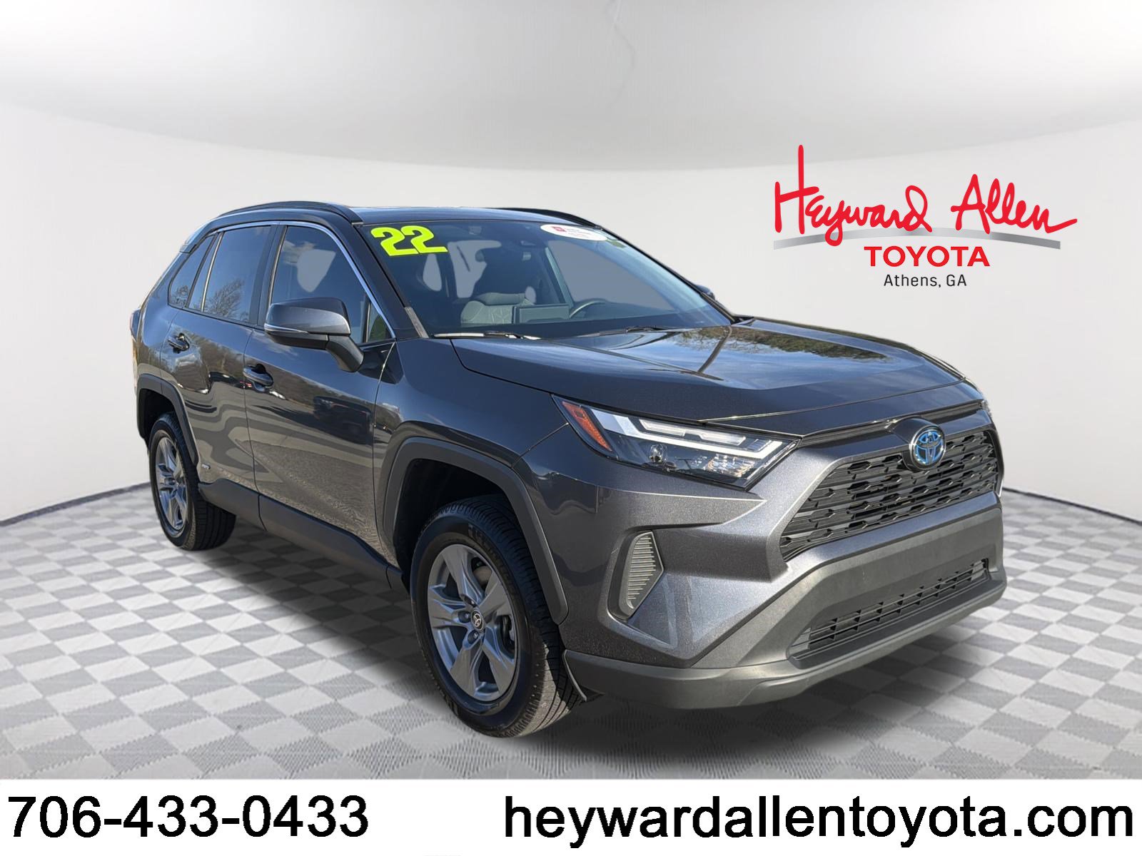 Certified 2022 Toyota RAV4 XLE w/ Convenience Package image 1