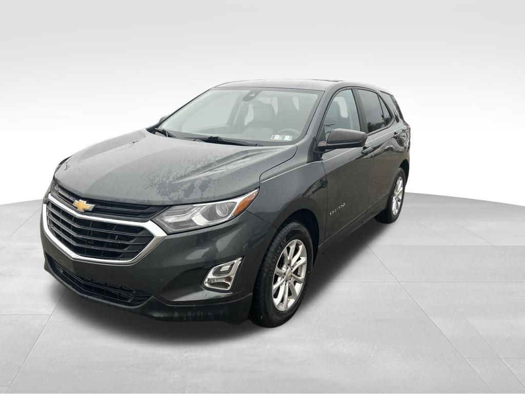 Used 2020 Chevrolet Equinox LS w/ LS Convenience Package image 2
