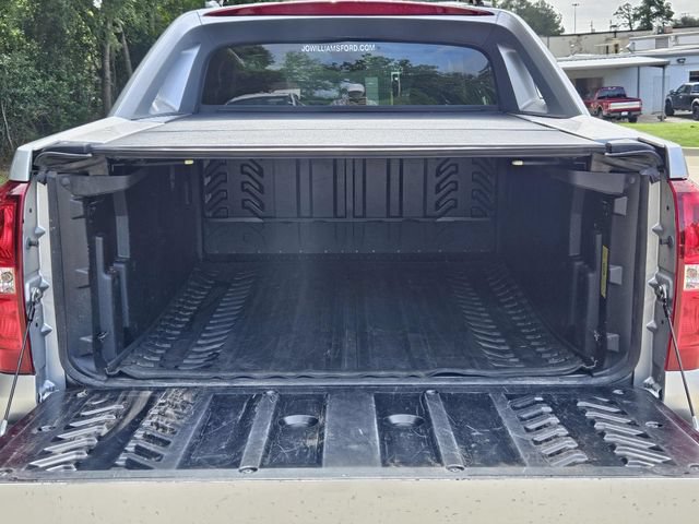 Used 2013 Chevrolet Avalanche LTZ RWD image 9
