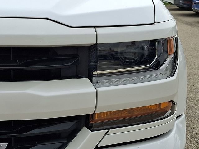 Used 2018 Chevrolet Silverado 1500 LT w/ All Star Edition image 9