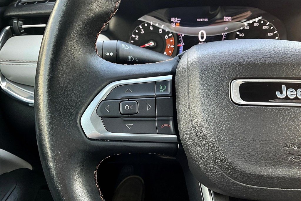 Used 2022 Jeep Compass Limited AWD/4WD image 11