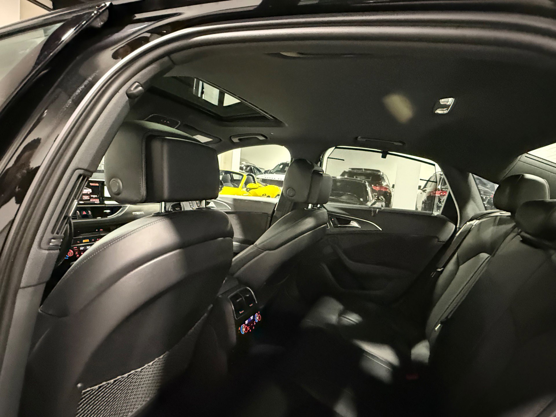 Used 2018 Audi S6 Prestige w/ Prestige Package image 62