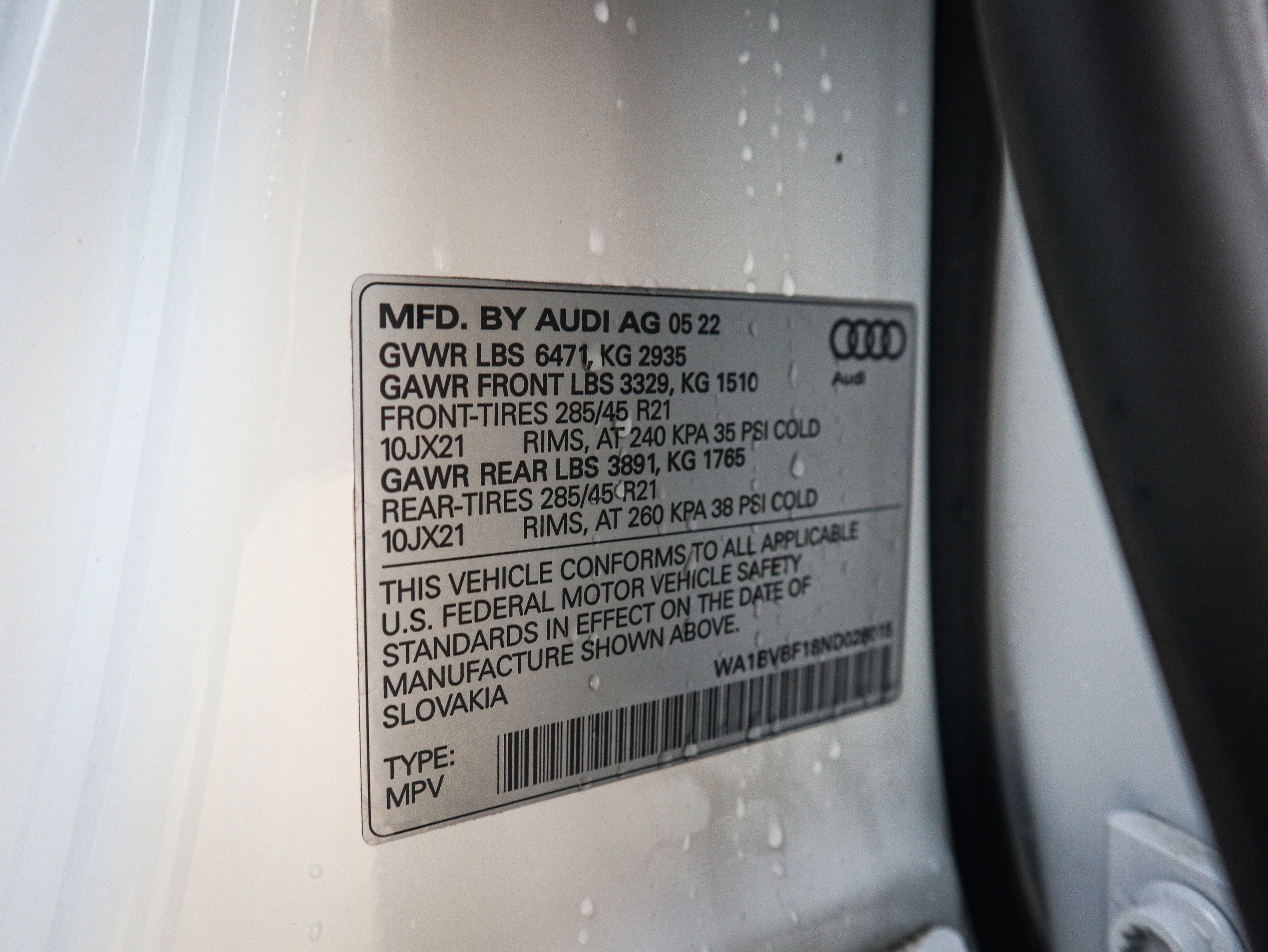 Used 2022 Audi Q8 Premium Plus image 34