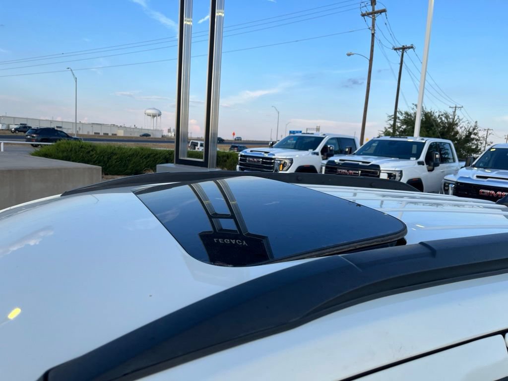 Used 2020 Ford EcoSport SE w/ SE Convenience Package FWD image 8