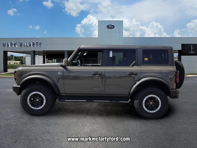 New 2026 Ford Bronco Outer Banks w/ Sasquatch Package AWD/4WD image 2