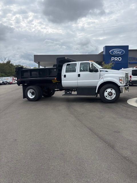 New 2027 Ford F750 2WD Crew Cab Super Duty image 2