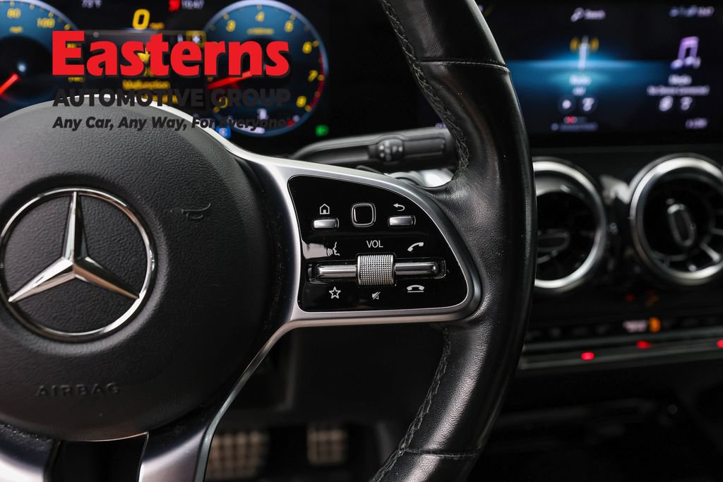Used 2022 Mercedes-Benz GLB 250 4MATIC w/ AMG Line image 16