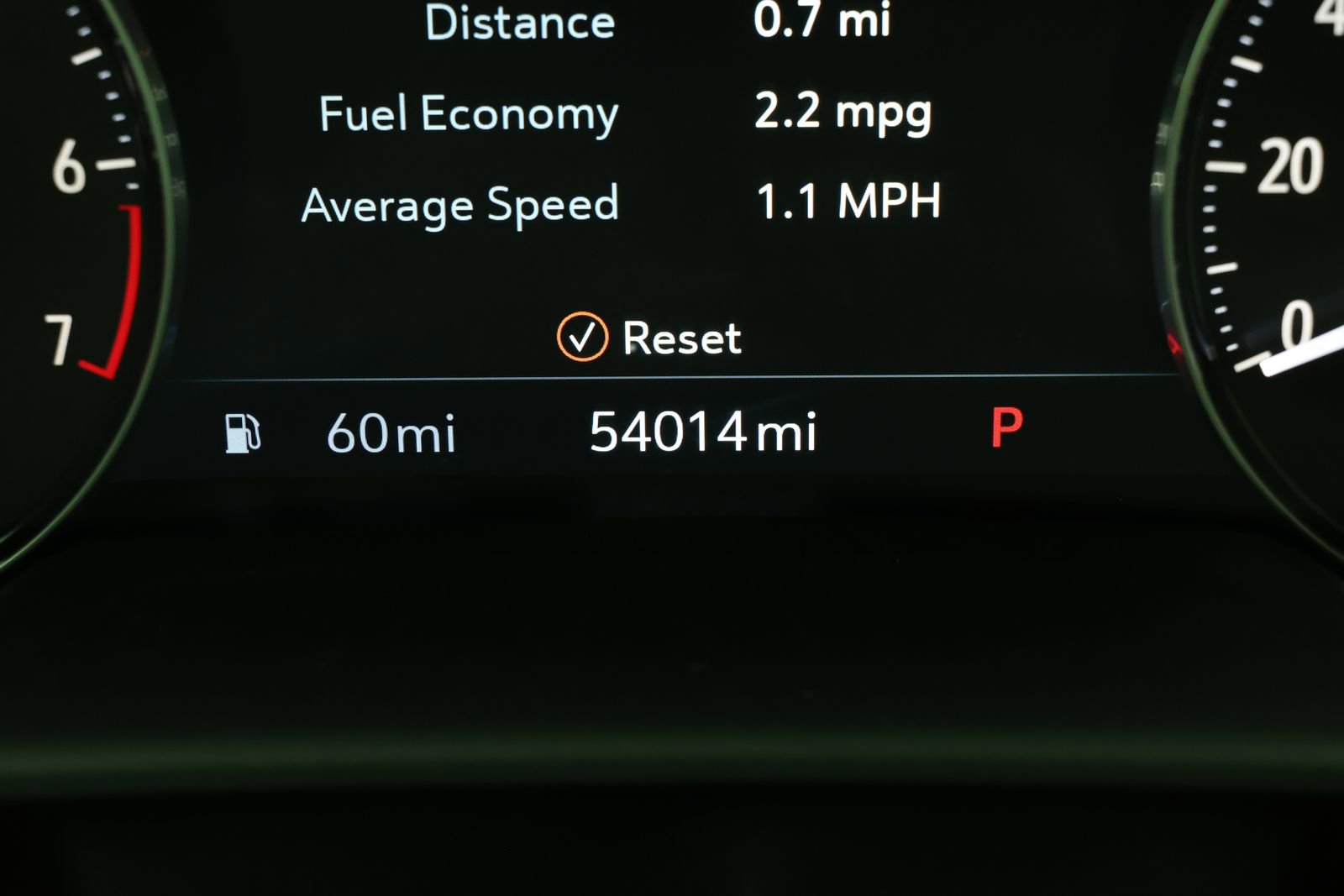 Used 2022 Buick Envision Avenir w/ Technology Package II image 4