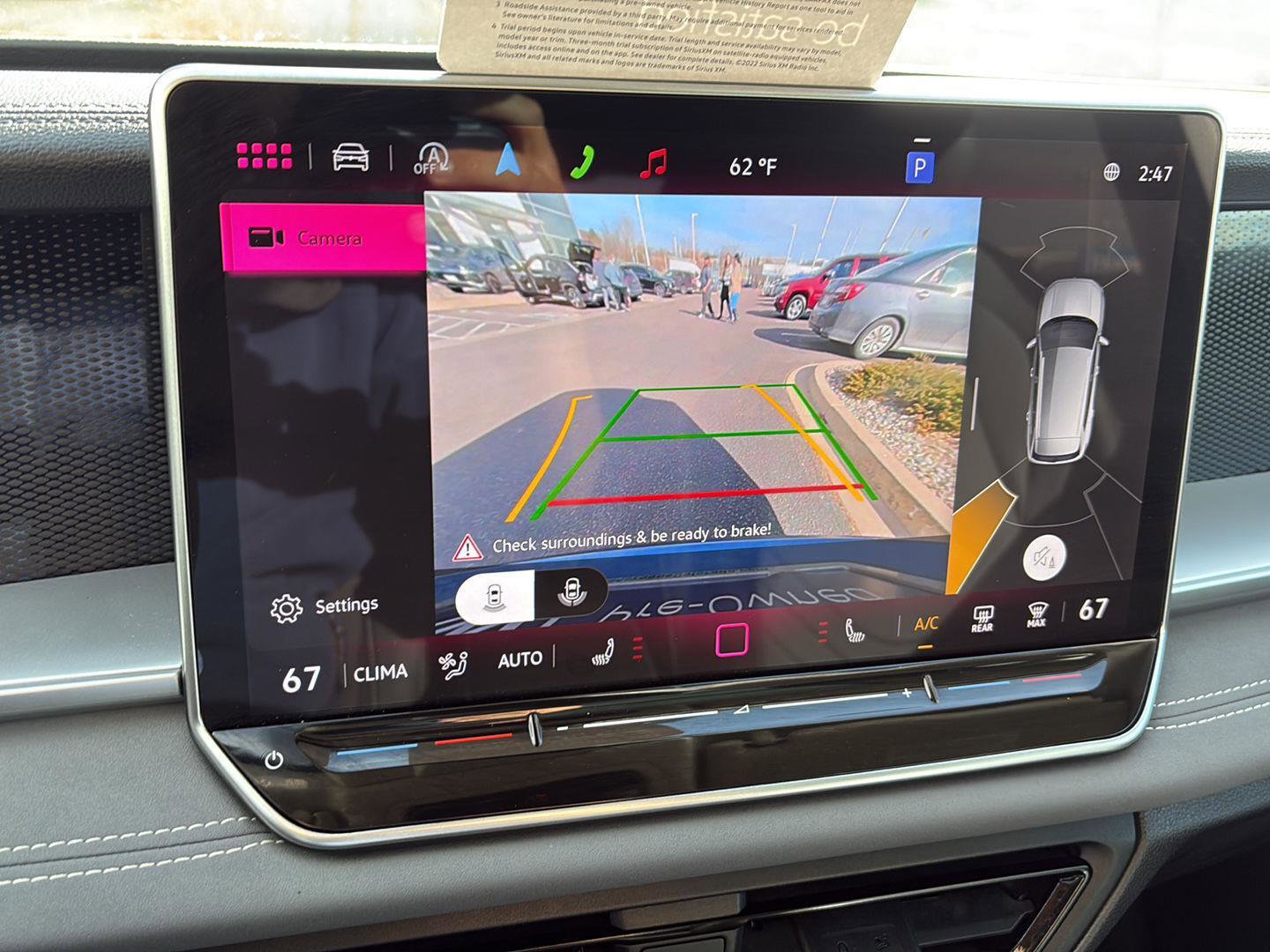 Used 2025 Volkswagen Tiguan SE image 19