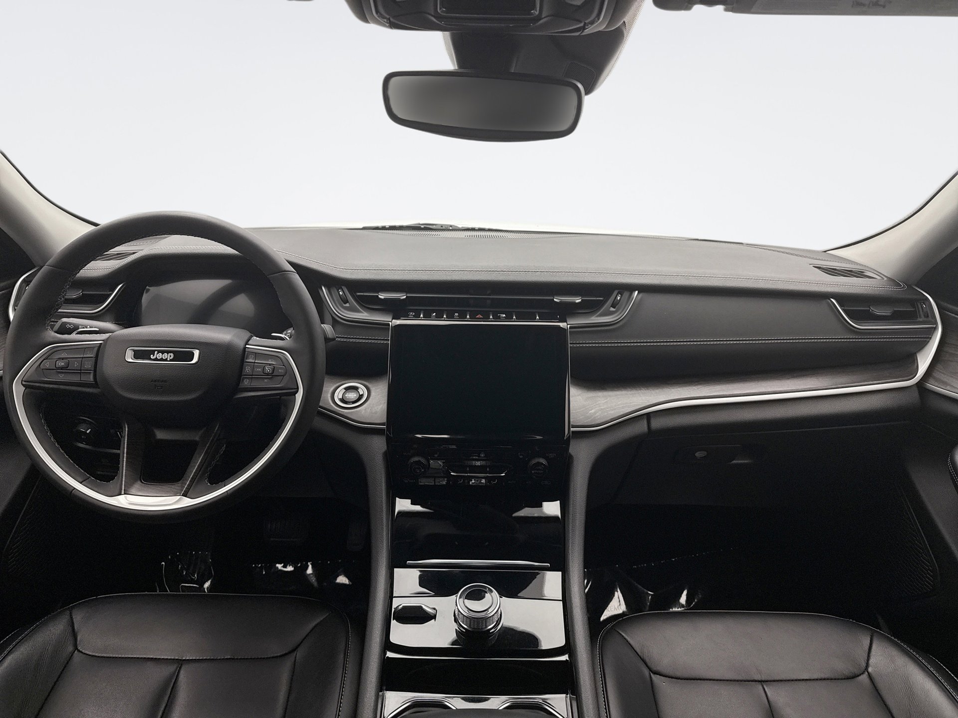 Used 2023 Jeep Grand Cherokee Limited AWD/4WD image 14