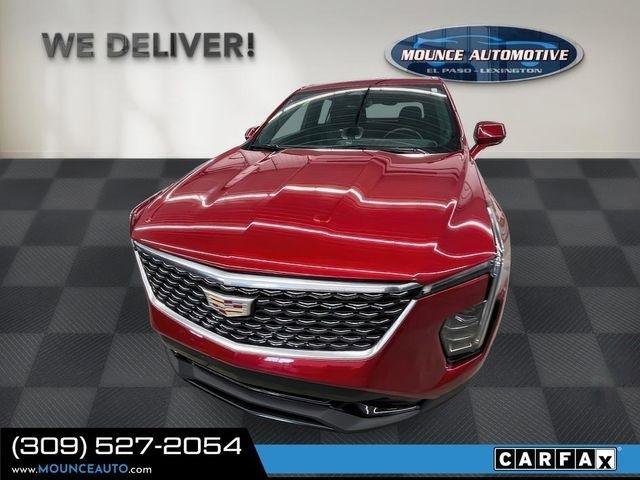 Used 2024 Cadillac XT4 Premium Luxury image 3