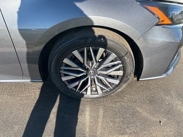 Used 2024 Nissan Altima 2.5 SV image 43